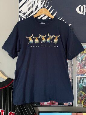 Vintage Joke Niagara Falls Moose Bum Drinking T-shirt (M)